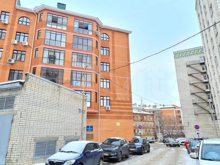 Машиноместо, 28 м²