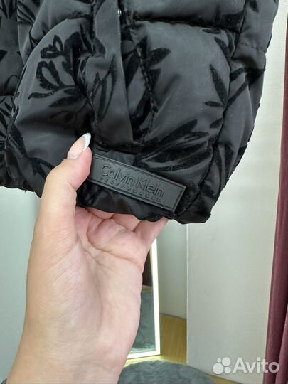 Жилет Calvin Klein S