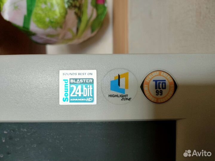 Монитор компьютер