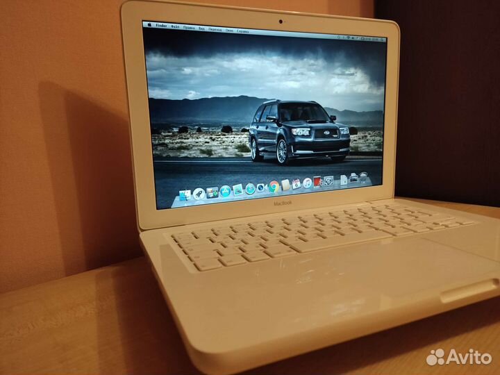 Apple MacBook mid 13