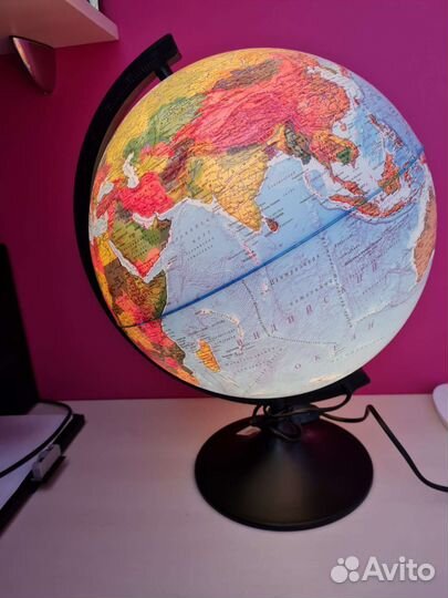 Глобус с подсветкой физико-политический рельефный
