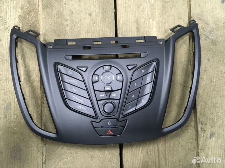 Панель управления магнитолой для Форд Куга II