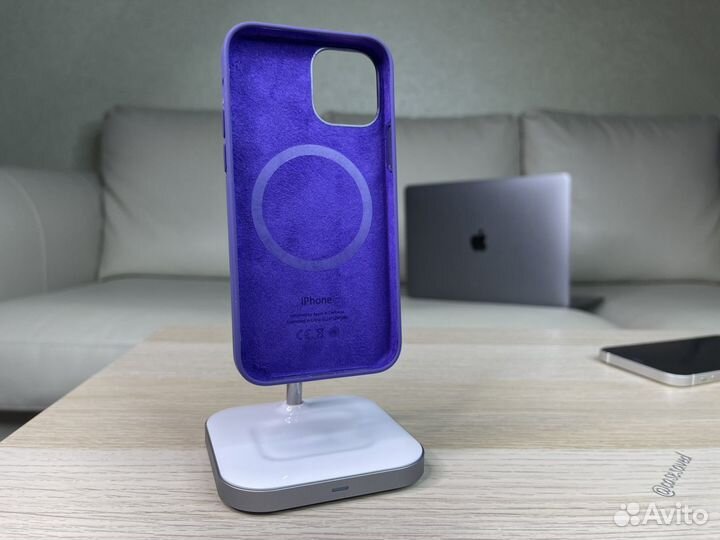 iPhone 12/Pro/Max. Силиконовый чехол 