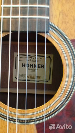 Акустическая гитара