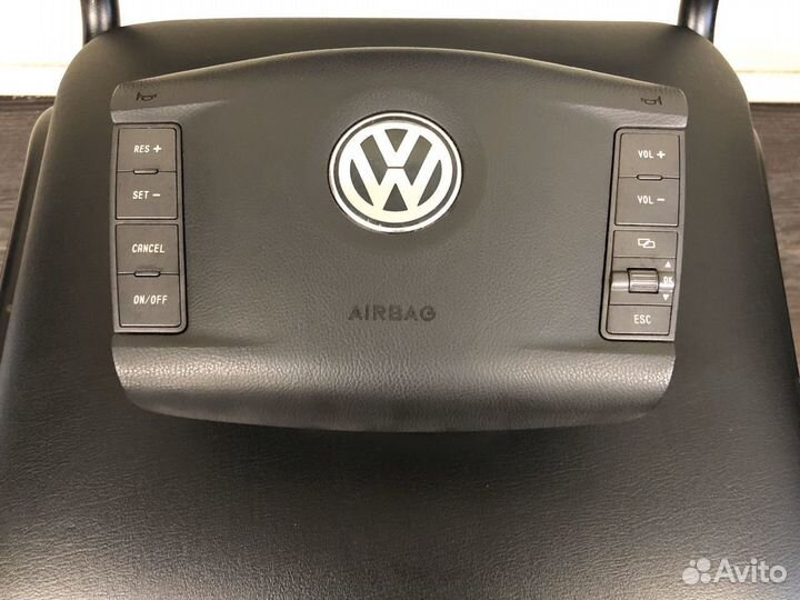Подушка безопасности в руль VW Touareg Phaeton