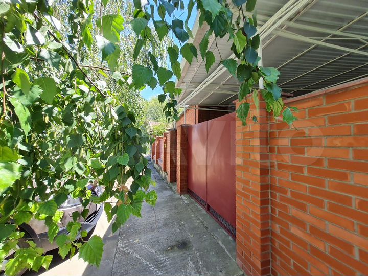 Дом 87 м² на участке 2 сот.