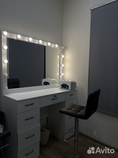 Гримерный столик