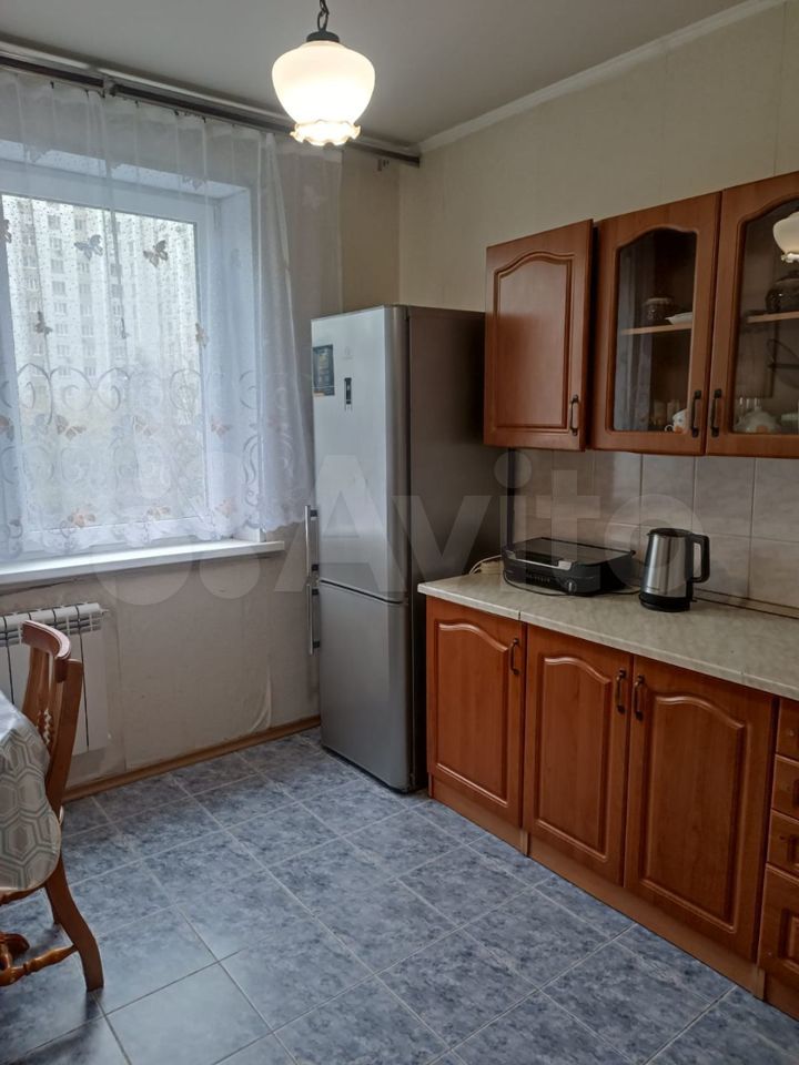 2-к. квартира, 60 м², 3/16 эт.