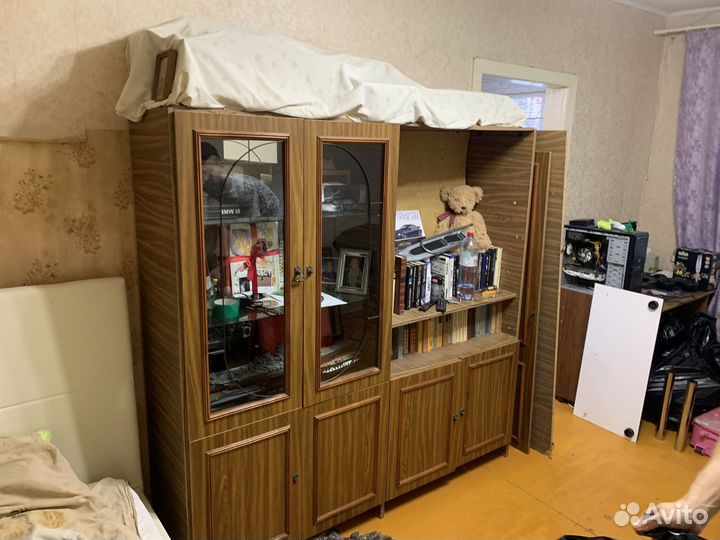 Стенка в гостиную