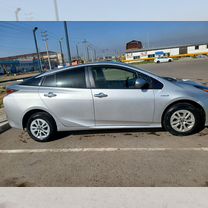 Toyota Prius 1.8 CVT, 2016, 102 000 км, с пробегом, цена 2 000 000 руб.