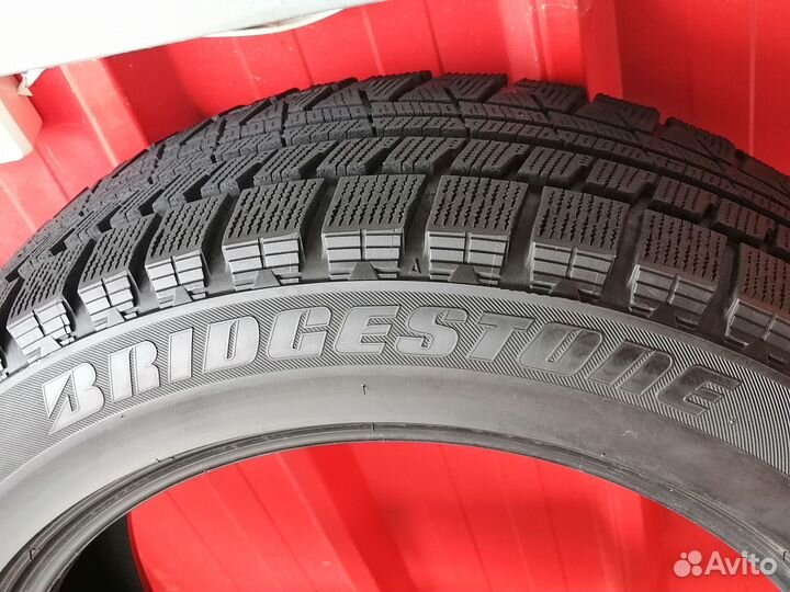 Bridgestone Blizzak RFT 225/55 R17