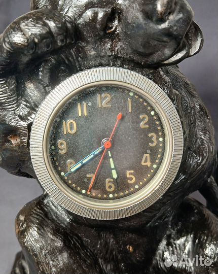 Настольные часы. Медведь. Касли. Чугун. СССР