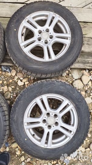 Bridgestone Blizzak Revo GZ 195/65 R15