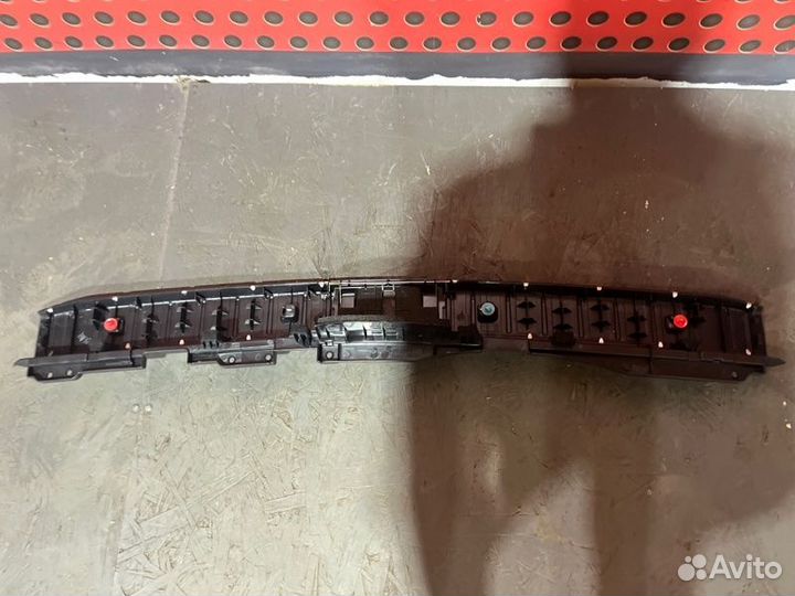 Накладка замка багажника Lexus Rx 4 450Н 2021