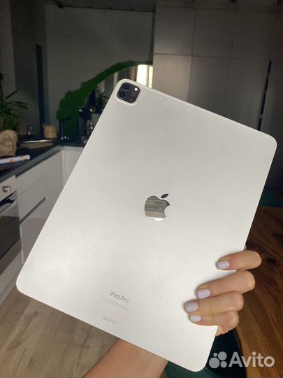 iPad pro 12.9 pro (6th Gen) 128 гб