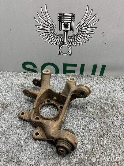 Кулак/цапфа задняя левая Toyota Auris 2013