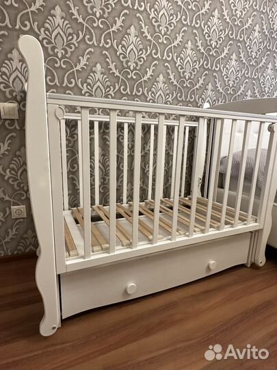 Детская кровать гандылян енисей с маятником