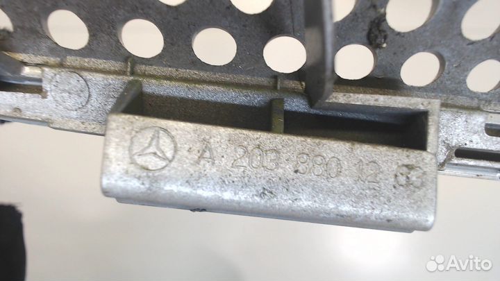 Решетка радиатора Mercedes C W203, 2007