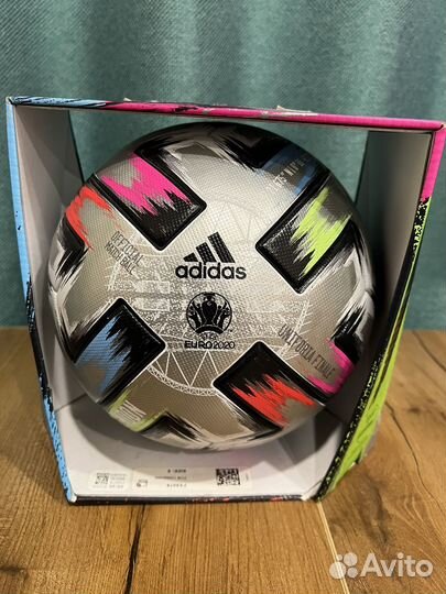 Мяч футбольный Adidas Uniforia Finale Pro