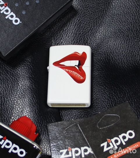 Zippo. Губы. Коллекц. Редкая. Новая
