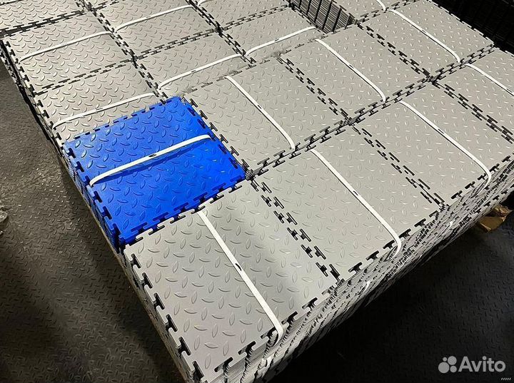 Модульная плитка пвх для гаража