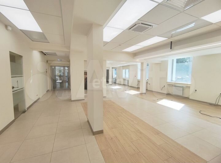 Сдам офисное помещение, 178 м²