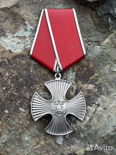 Бронзовый орден Мужества на памятник