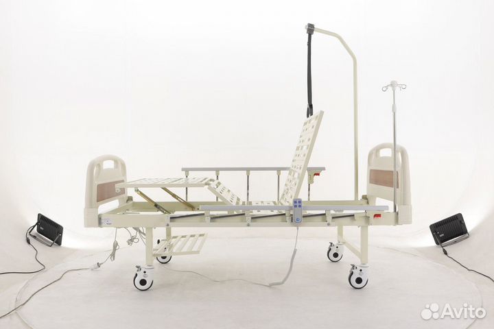 Медицинская кровать