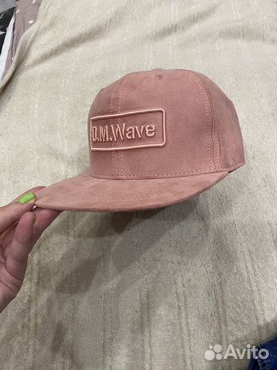 Бейсболка с прямым козырьком