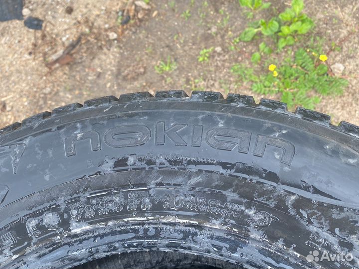 Nokian Tyres Hakkapeliitta 7 215/65 R16