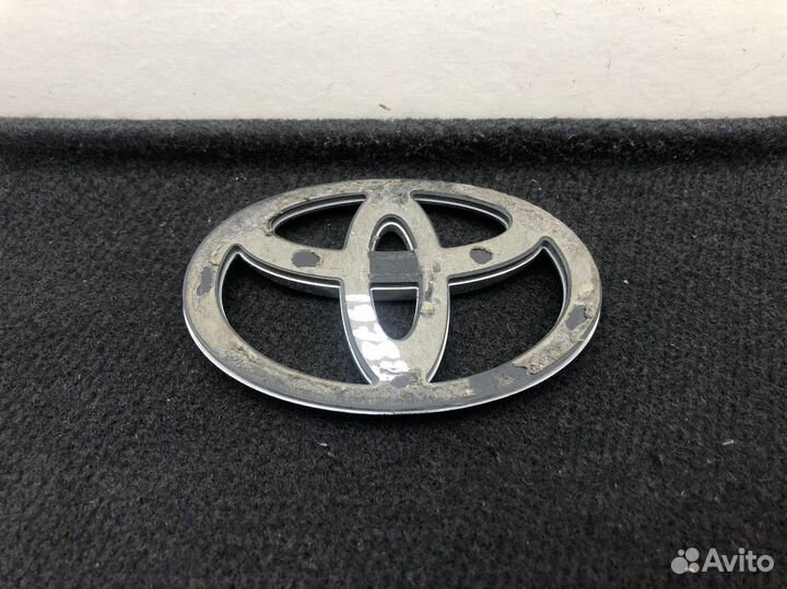 Эмблема Toyota Rav 4 2006-2013