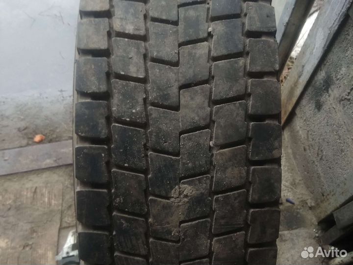 Michelin XDE2+ 265/70 R19