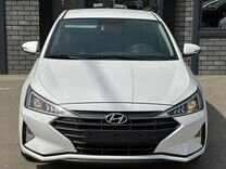 Hyundai Avante 1.6 CVT, 2018, 52 357 км, с пробегом, цена 2 215 000 руб.