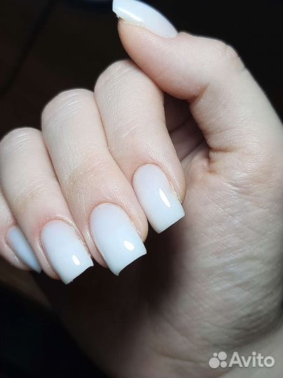 Маникюр и оформление бровей на дому