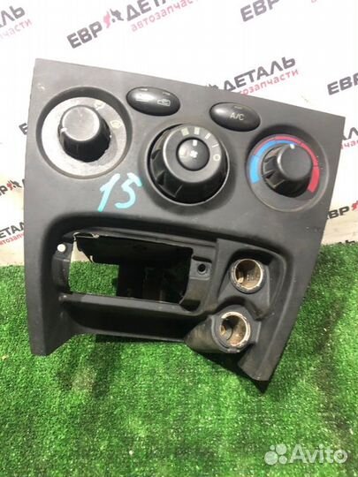 Блок управления отопителем Hyundai Santa Fe