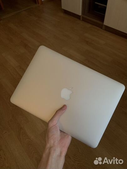 MacBook Pro (Retina, 13 -inch, Early 2013)