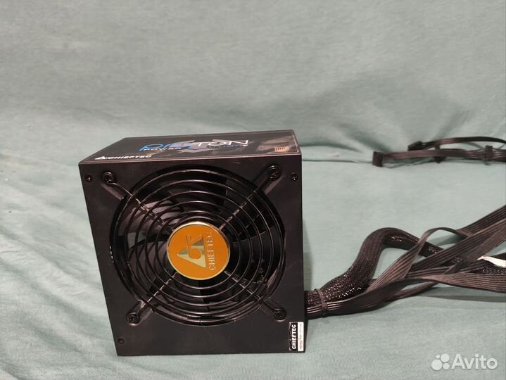 Блок питания chieftec proton 500w