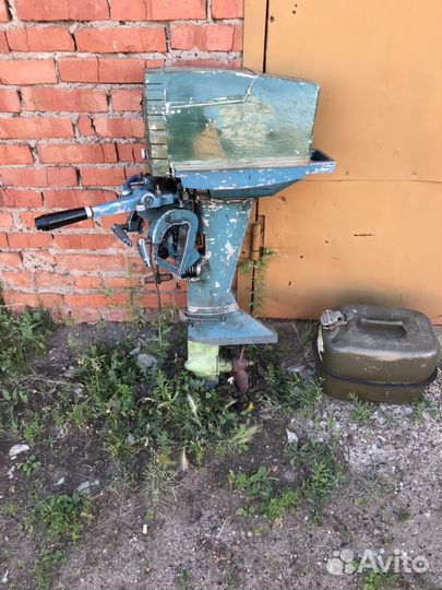 Лодочный мотор Москва 12