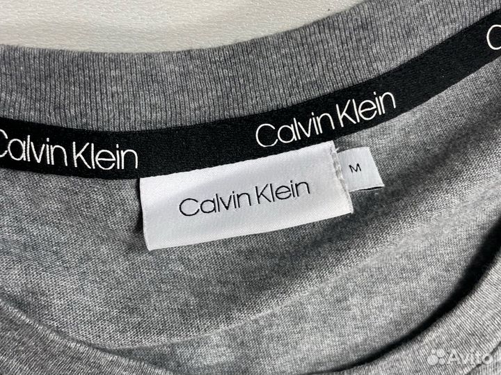 Футболка Calvin klein размер М