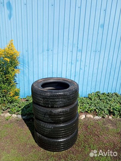 Continental ContiIceContact 4x4 215/65 R16