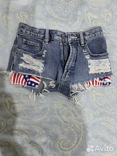 Шорты женские
