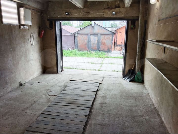 Гараж, 24 м²