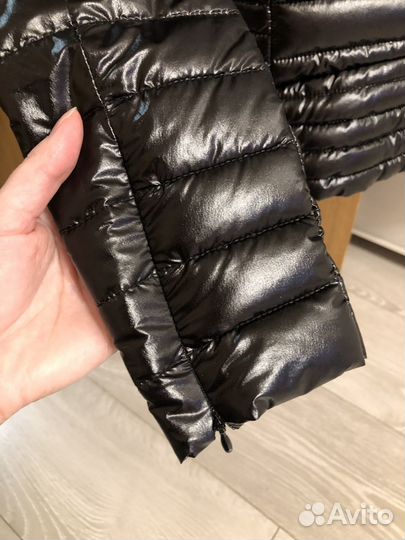 Куртка ветровка Guess женская XS