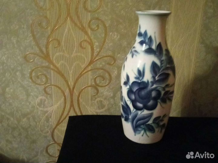 Фаянсовая ваза СССР, высота-35см