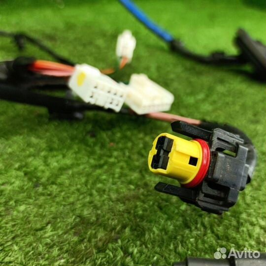 Проводка двери задней правой Kia Sportage 3 рест