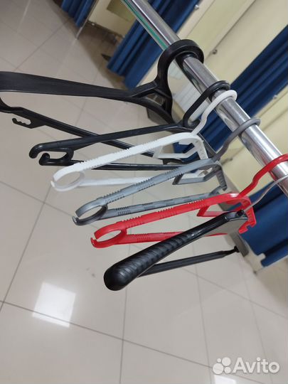 Вешалки плечики