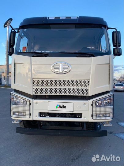 FAW J6 CA3310P66K24T4E5, 2023