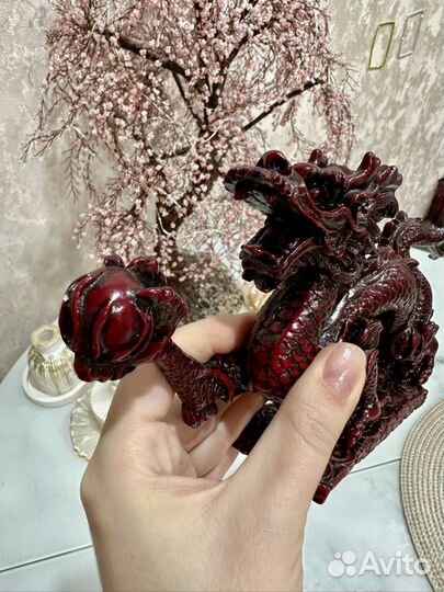 Статуэтка дракон