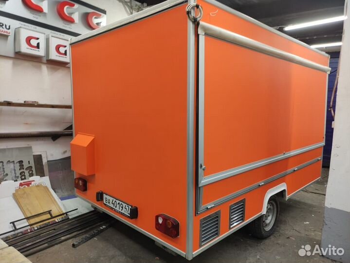 Оклейка автомобиля, транспорта, брендирование авто