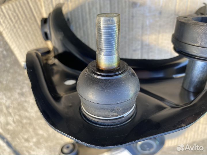 Рычаг передний левый верхний M6 (GH) (GS1D34250C)